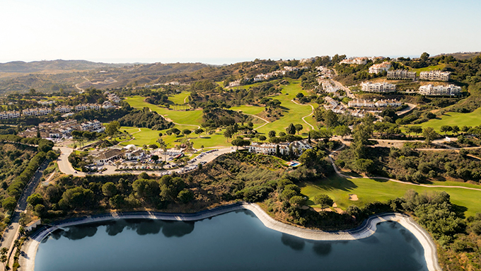 La Cala Resort - Lake